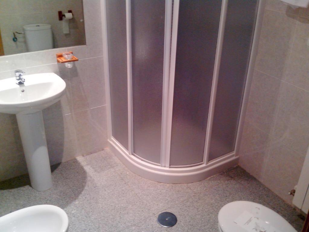 Hotel Rc Ramon Y Cajal Cuenca  Room photo