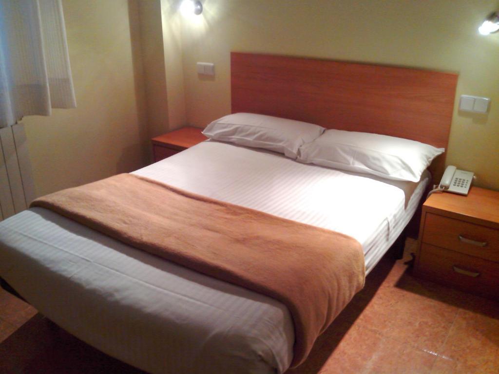 Hotel Rc Ramon Y Cajal Cuenca  Room photo